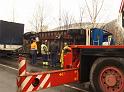 LKW Anhaenger umgekippt Koeln Niehl Geestemuenderstr Industriestr P35